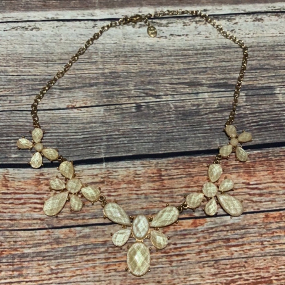 Icing Jewel Stone Chunky Necklace